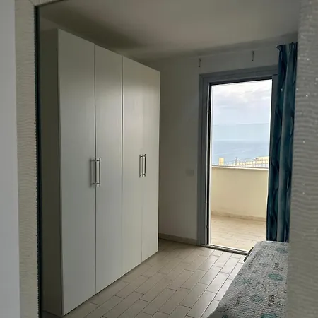 Residenza Miramare 아파트호텔 4*