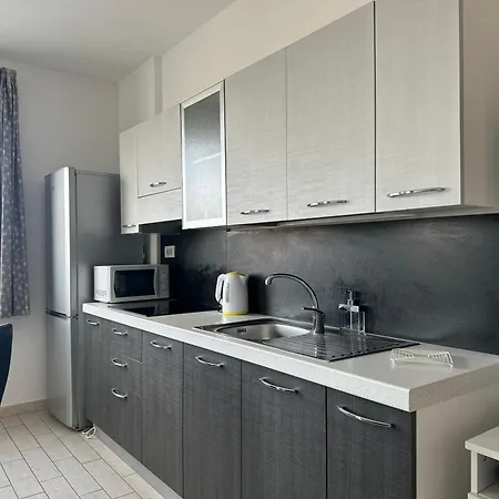 Residenza Miramare Aparthotel 2*