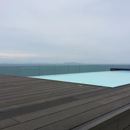 Residenza Miramare 아파트호텔 4*