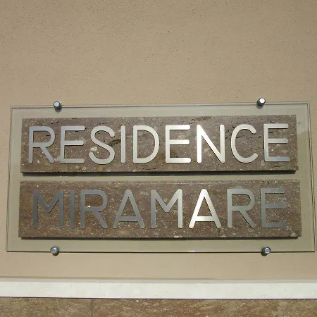 Residenza Miramare 카스텔사르도