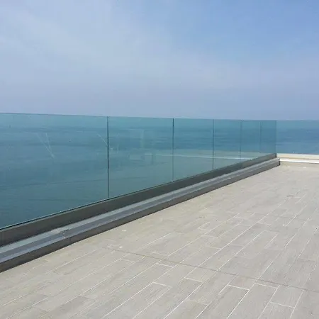 Residenza Miramare Aparthotel 2*