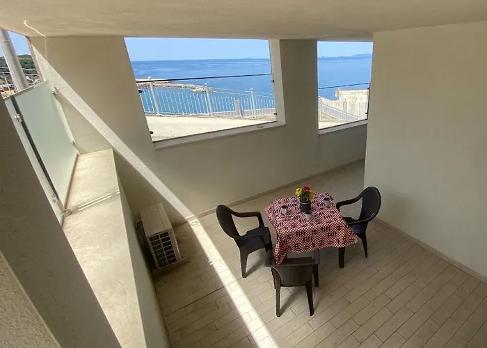 Hotel apartamentowy Residenza Miramare 4*